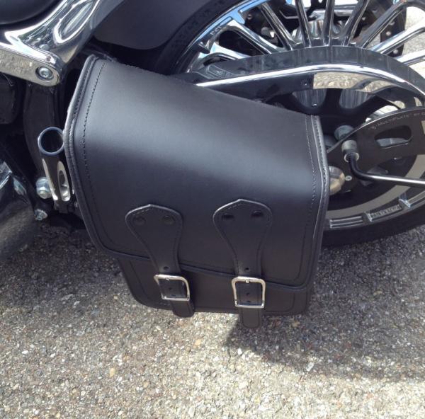 Harley Davidson Bag 05 (Softail)